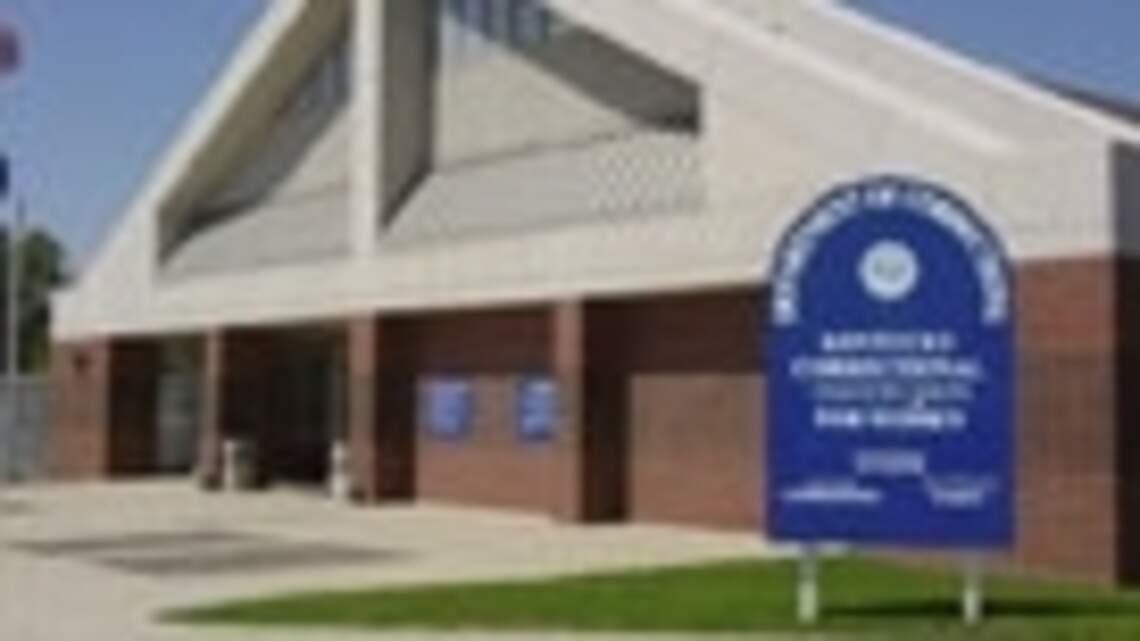 A KY inmate published a story about sexism in prison. Now she faces discipline