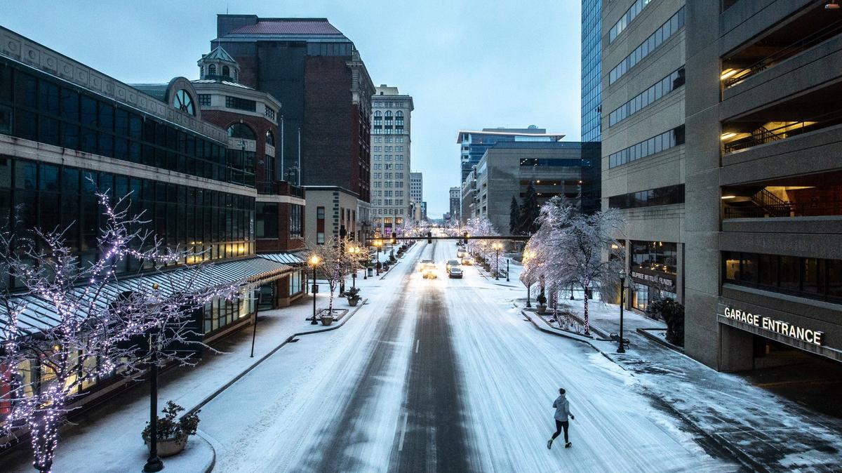 Ice reports: How bad is it in Lexington & Kentucky?
