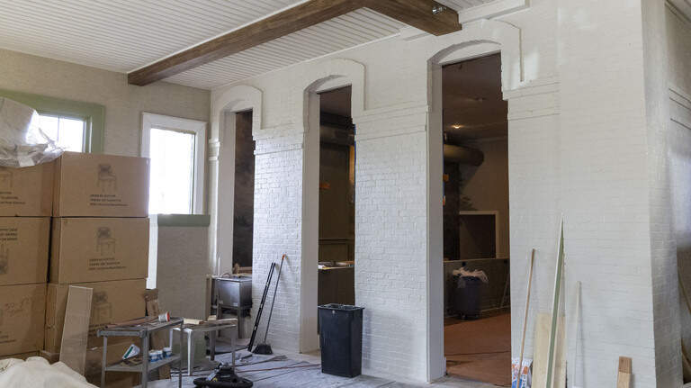A new Lexington restaurant is renovating, adding to dining landmark. See inside