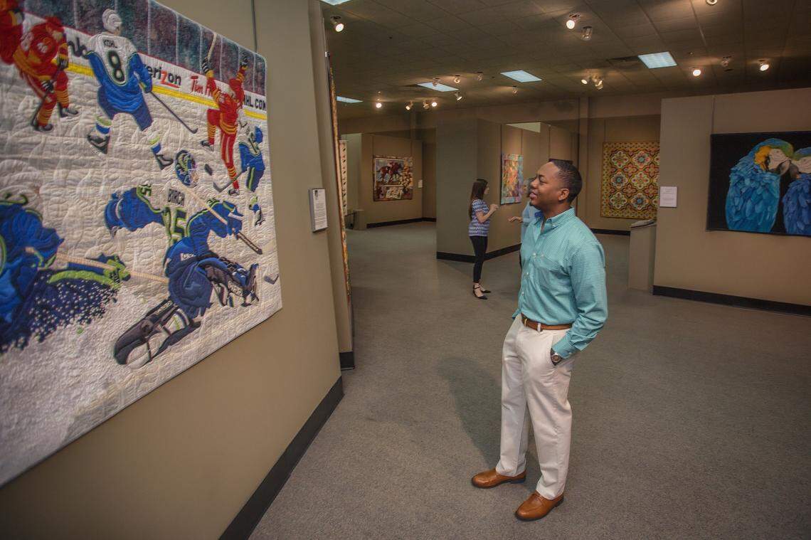 Caption: The National Quilt Museum is a portal to the contemporary quilt experience, a gateway to the discovery of quilts, quiltmaking and today’s quilt artist.