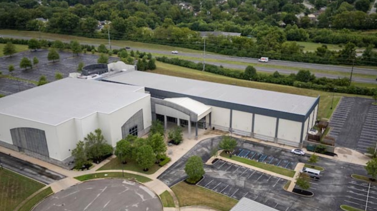 An image of 410 Sporting Court, newly purchased by Ukrainian Pentecostal Church. The building used to be home to LexCity Church, which closed in 2023. 