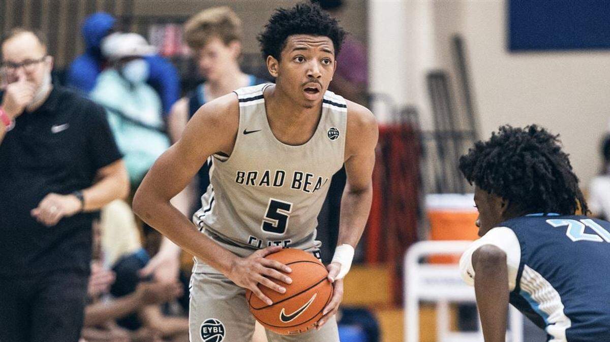Nick Smith Jr. scored 31 points on 10 of 18 shooting in the Nike Peach Jam championship game.