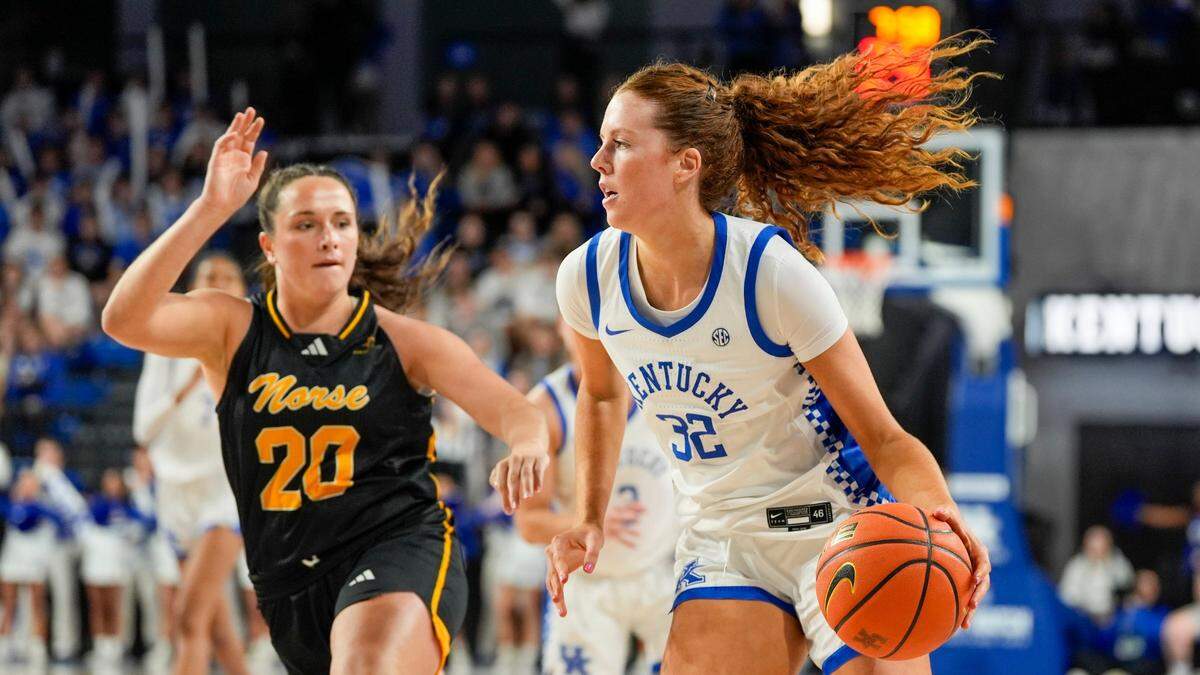 Amelia Hassett led Kentucky with 16 rebounds on a night when defense guided the Wildcats to victory.