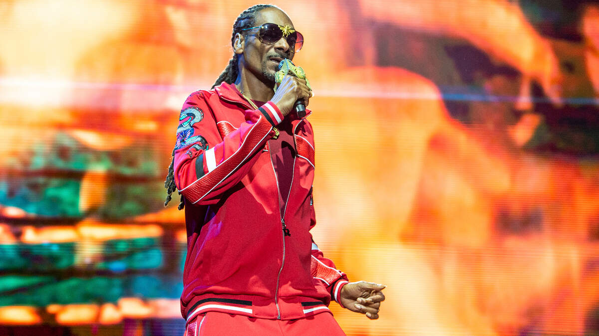 Snoop Dogg brings his Puff Puff Pass tour to Rupp Arena on Dec. 8.