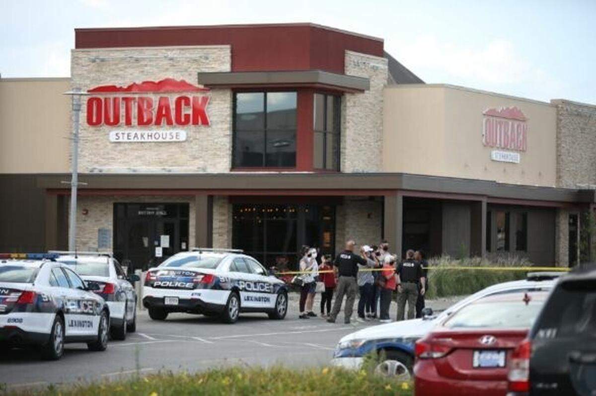 There was a heavy police response Sunday afternoon at Fayette Mall after reports of a shooting.