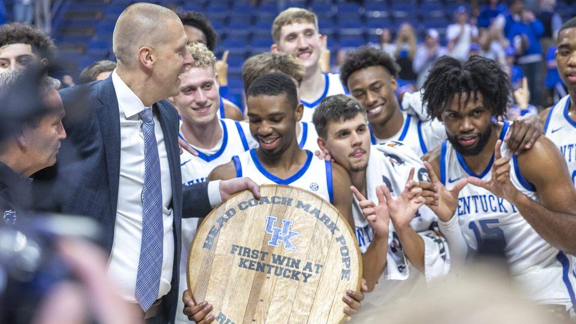 Mark Pope summons ‘Kentucky magic’ in his first night as head coach of the Wildcats
