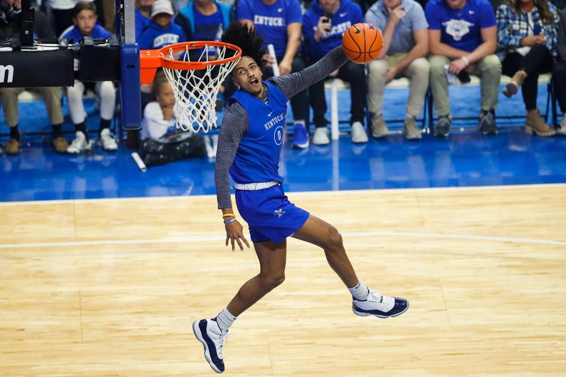 Kentucky forward Jacob Toppin competes in the dunk contest during Big Blue Madness in Rupp Arena.