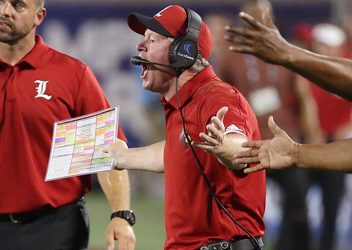 The success of Louisville so far in 2019 does not make the coaching job done by ex-Cardinals head man Bobby Petrino during what became a 2-10 season in 2018 look especially stellar.