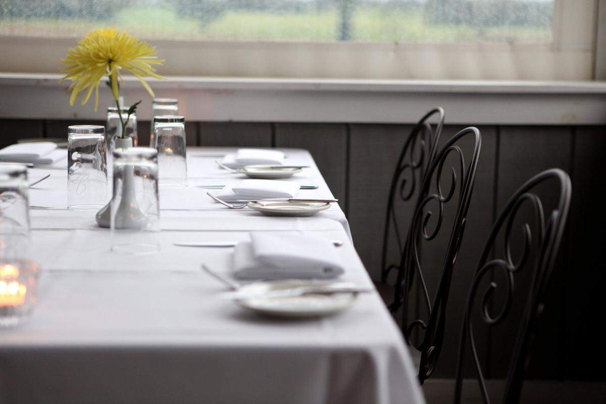 A table sits decorated at the Jean Farris Winery and Bistro on Old Richmond Road in 2009.