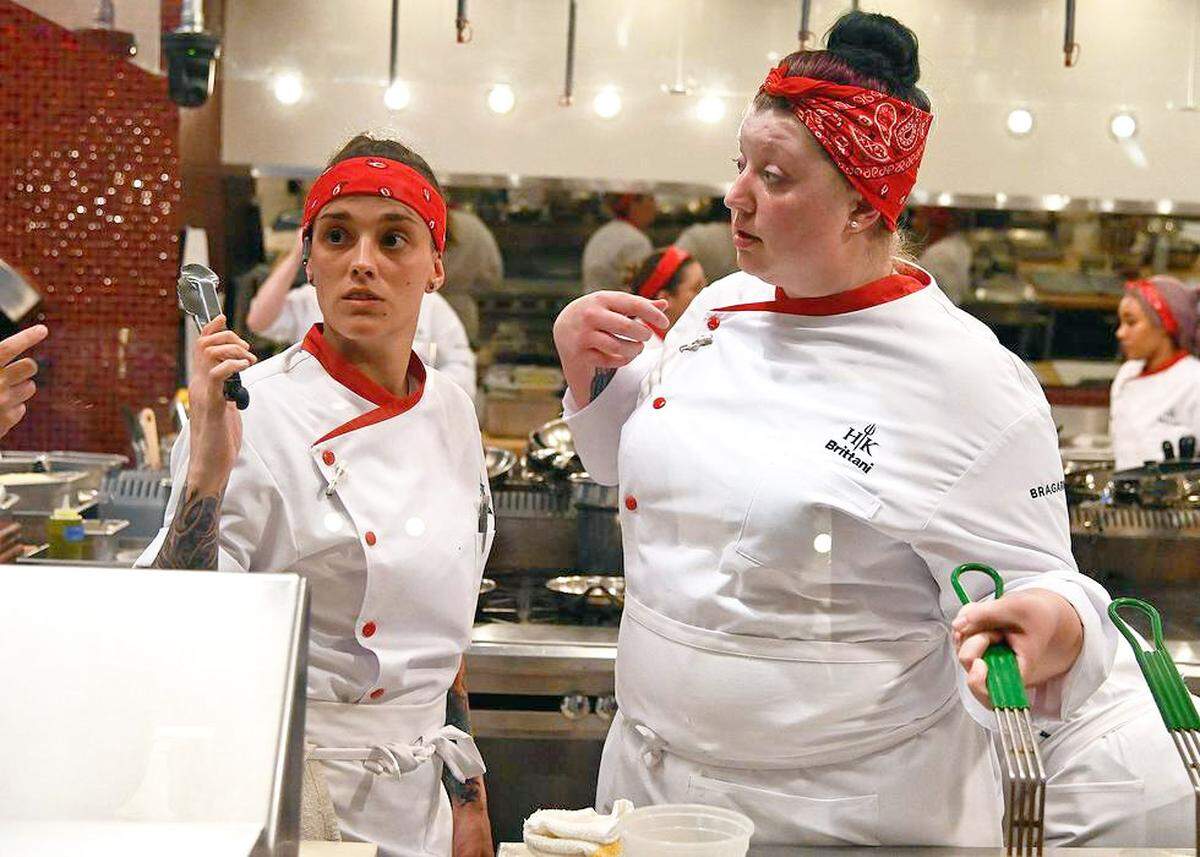 Contestants Jordan and Brittani in the “Shrimply Spectacular episode of “Hell’s Kitchen” airing 8 p.m. Thursday, Jan. 14 on Fox.
