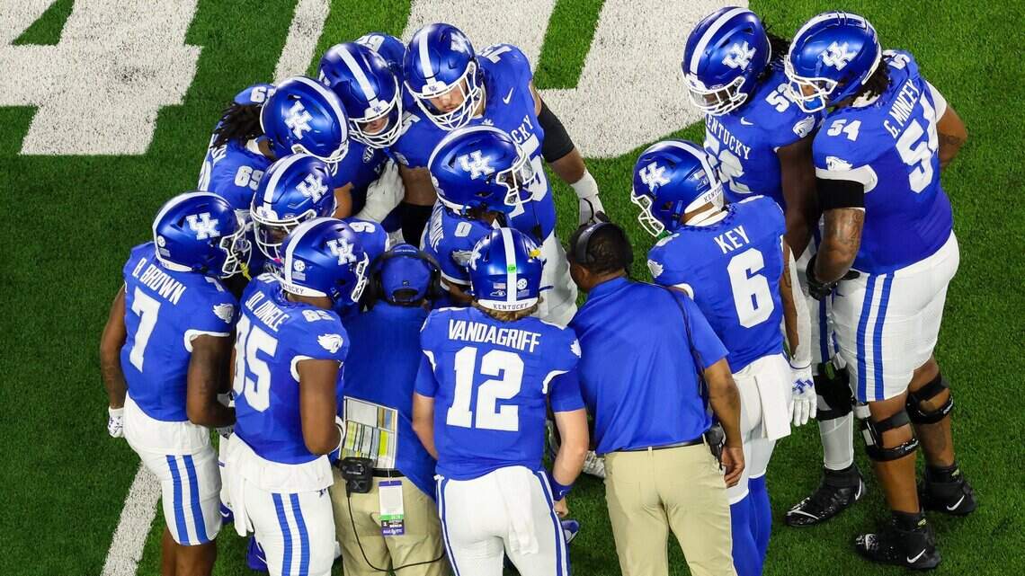 Patience required: UK football remains outside Top 25 polls while Louisville gets in both
