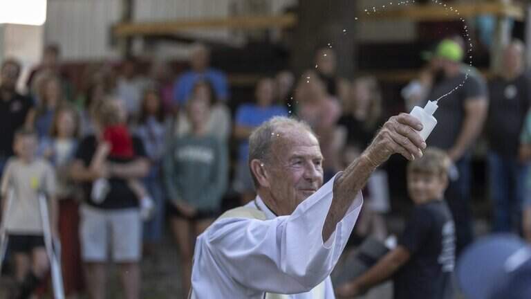 Religious ‘homecoming’ of sorts brings pork and politicians to Fancy Farm