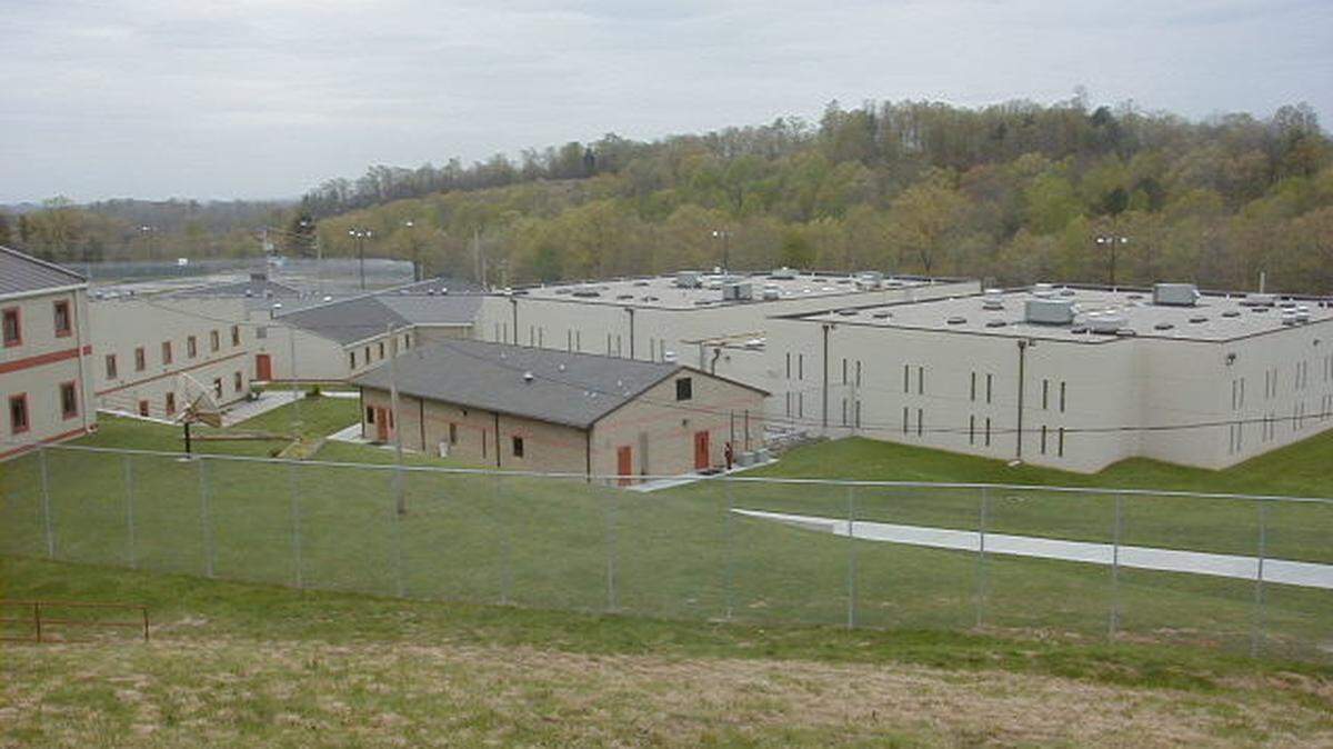 Lee Adjustment Center is a private prison in Lee County used by the Kentucky Department of Corrections.