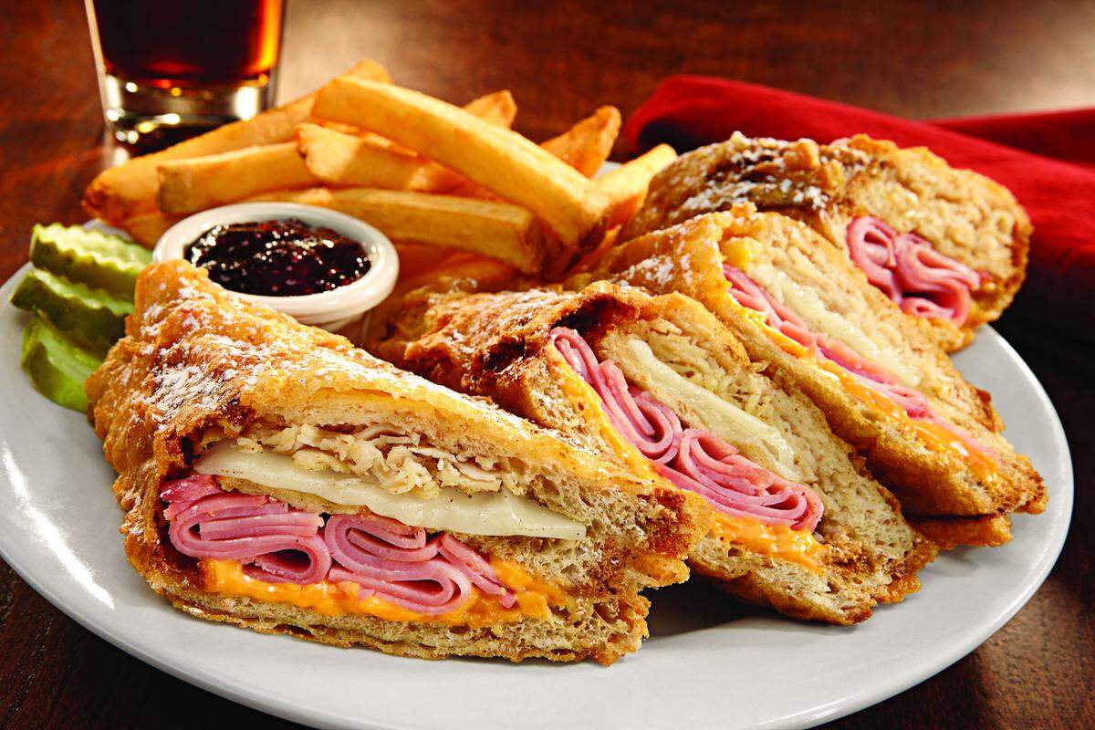 Bennigan’s Monte Cristo sandwich will be available at KC Craft & Co. featuring Bennigan’s On The Fly in Overland Park.