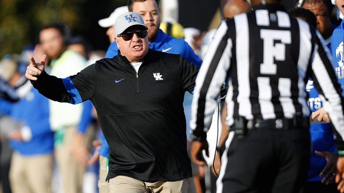 ‘We cannot be defeated in our mentality.’ Everything Stoops said after UK beat Vandy.