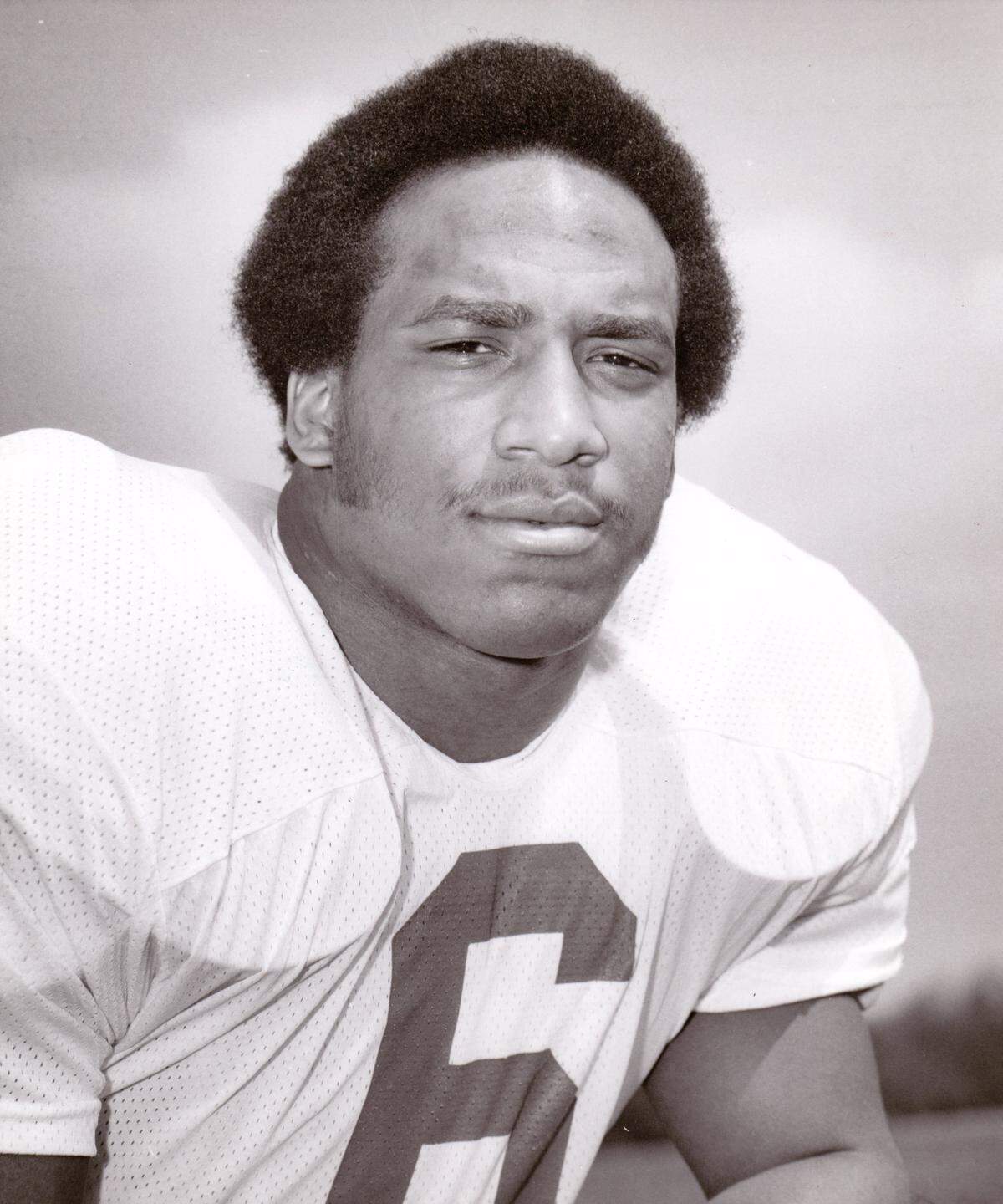Kentucky defensive back Dallas Owens returned an interception 23 yards for a touchdown that ignited UK’s 24-20 road upset of No. 4 Penn State in 1977.