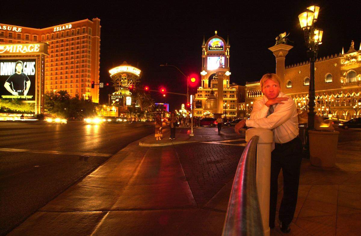 Charles Johnson, Jr., founder of PurchasePro, shown on the strip in Las Vegas on Aug. 21, 2000.