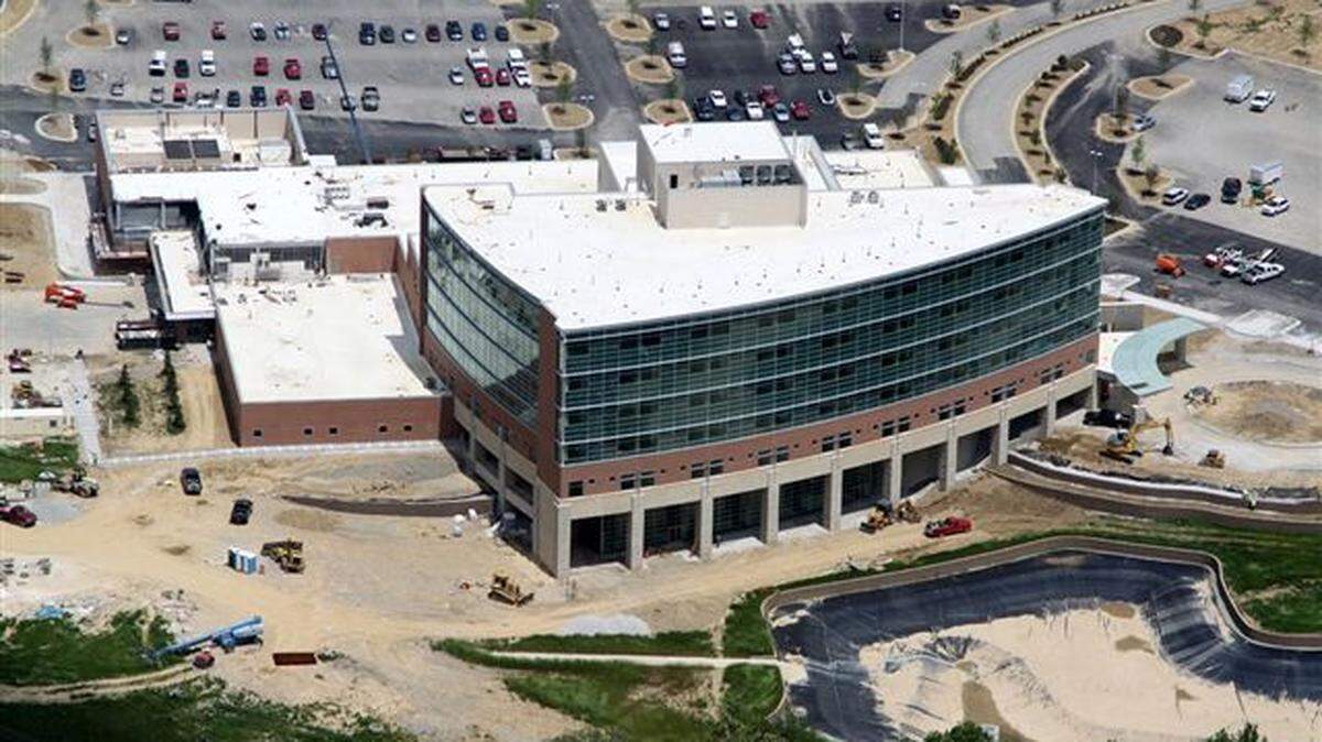 Saint Joseph Hospital in London, Ky., briefly went on lockdown Tuesday. Police received a report of an armed suspect in the hospital, but it was unfounded, investigators say.  