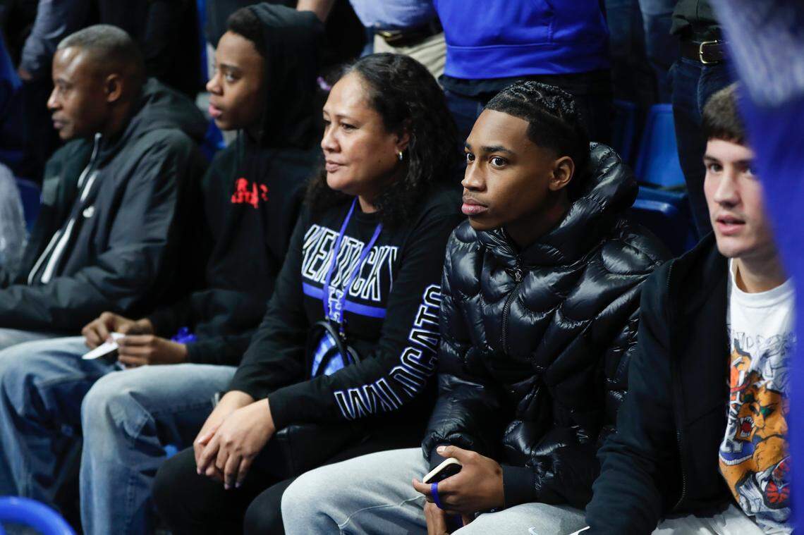 Kentucky men’s basketball signee Robert Dillingham watches the Kentucky-Kansas men’s basketball game at Rupp Arena in Lexington, Ky., Saturday, January 28, 2023. Dillingham is part of Kentucky’s five-player 2023 recruiting class.