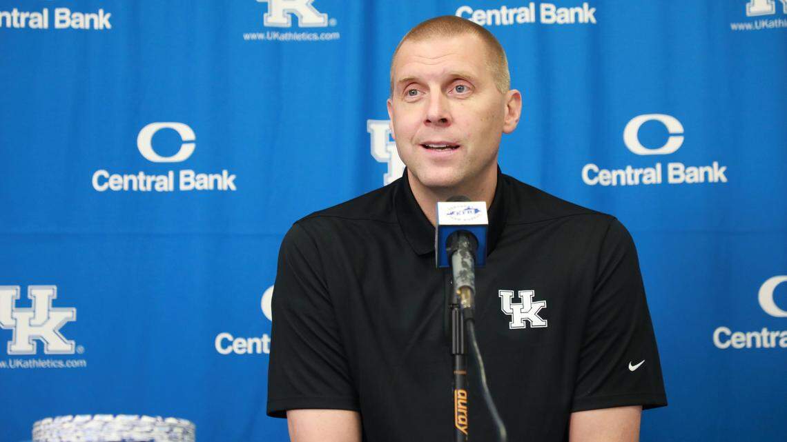 New Kentucky men’s basketball coach Mark Pope has remade the Wildcats roster in a way that resembles the teams that, in the most recent prior years, have been beating UK in postseason tournament games.