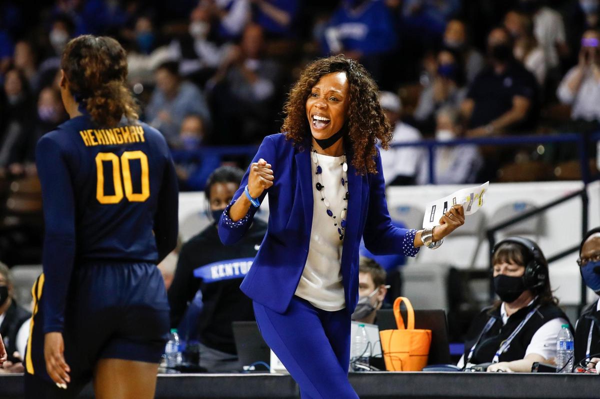Kentucky Wildcats Coach Kyra Elzy has not had a lot to celebrate so far in 2021-22. But the play of two UK class of 2022 recruiting signees on big national platforms recently was some positive news for Elzy.