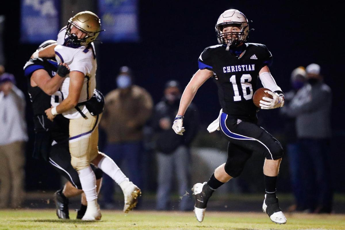 Lexington Christian’s Mason Moore (16) caught two touchdown passes in LCA’s 42-35 win on Friday.