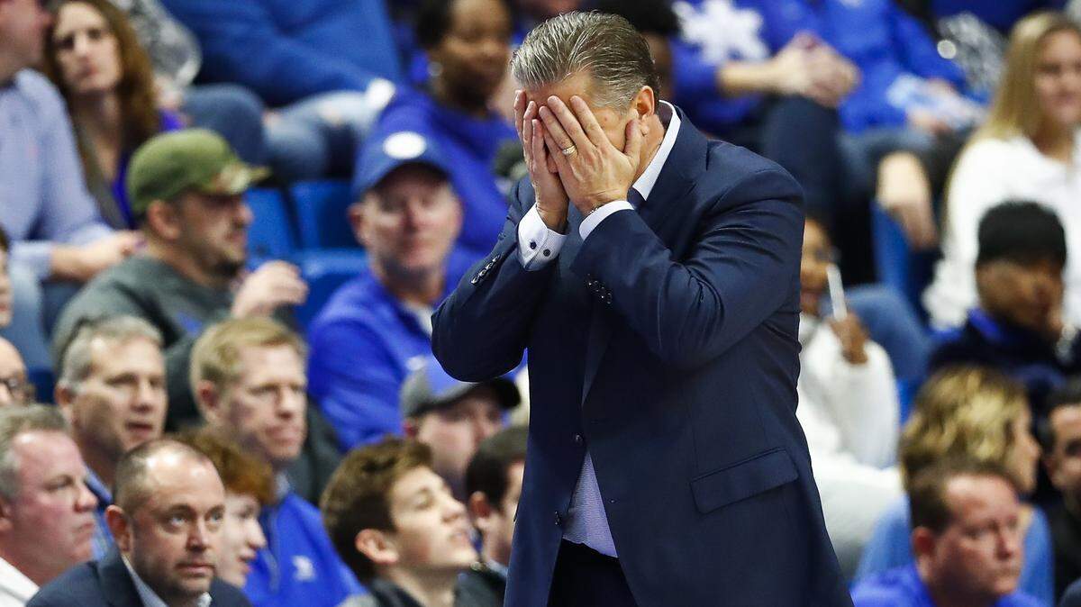 It’s another miracle for McCarty as Evansville stuns No. 1 Kentucky