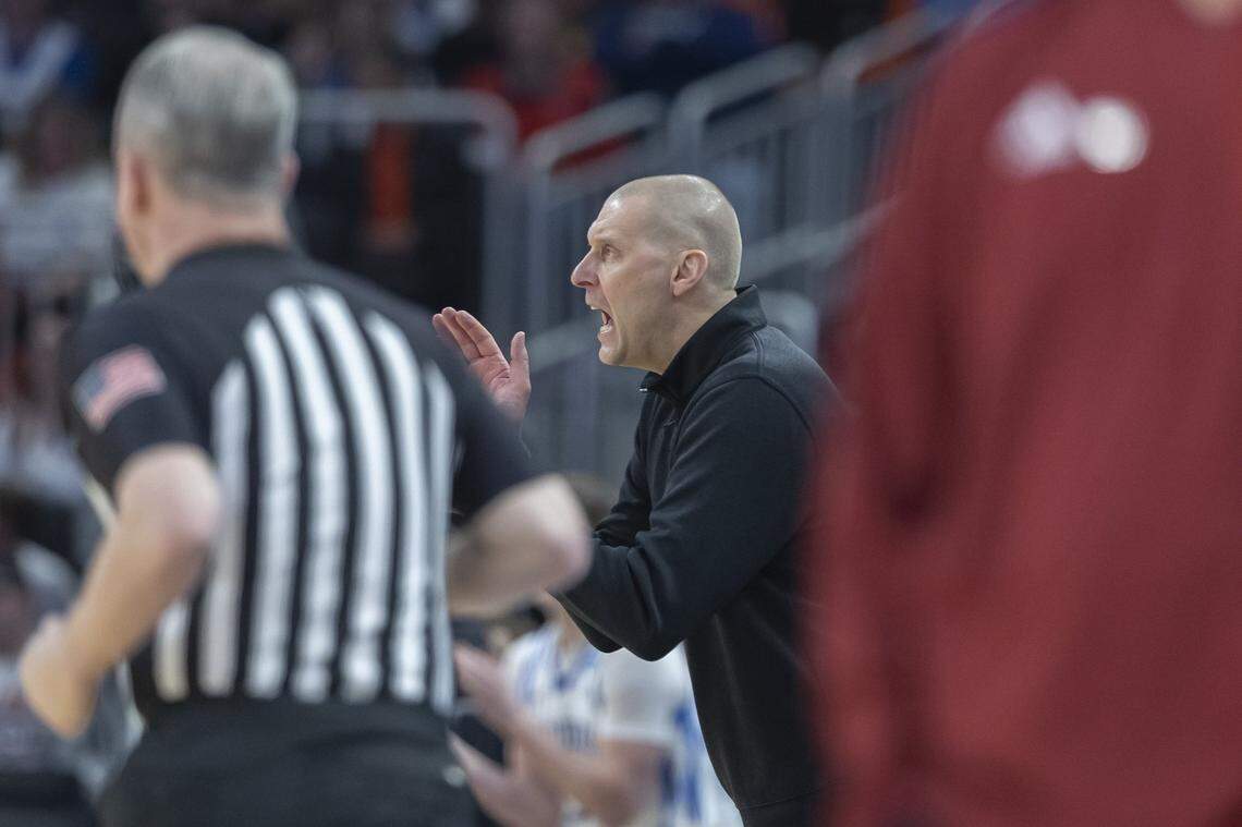 Kentucky head coach Mark Pope talks to his players during a first-round NCAA Tournament game against Troy at Fiserv Forum in Milwaukee.