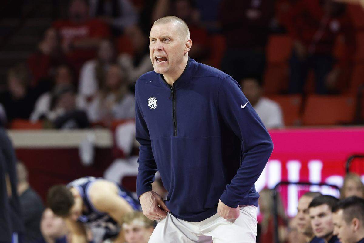 Feb 6, 2024; Norman, Oklahoma, USA; Brigham Young Cougars head coach Mark Pope yells to his team on a play against the Oklahoma Sooners during the second half at Lloyd Noble Center. Mandatory Credit: Alonzo Adams-USA TODAY Sports