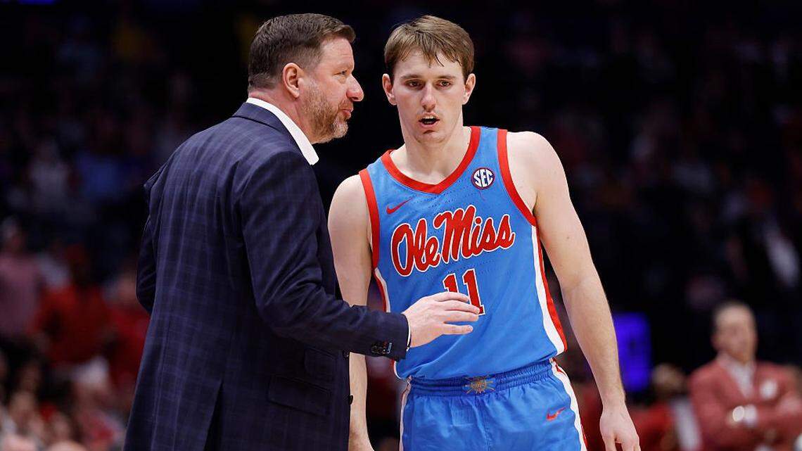 Former UK guard Travis Perry commits to his next college basketball stop