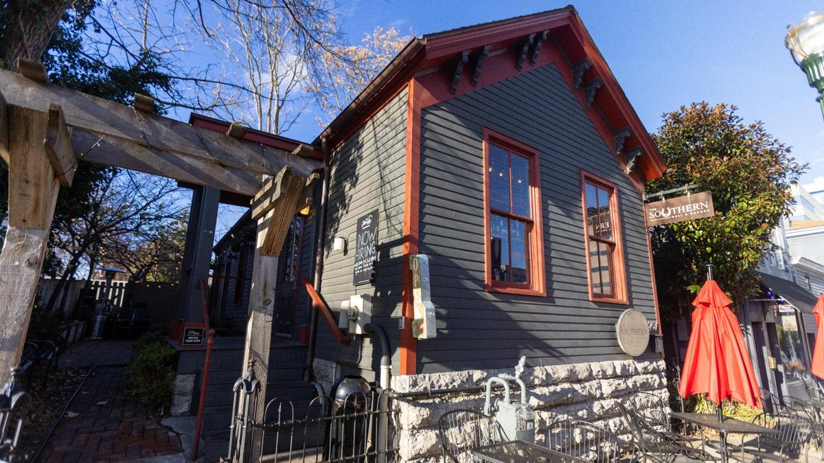 Southern Deli & Tavern on South Limestone closed in January.