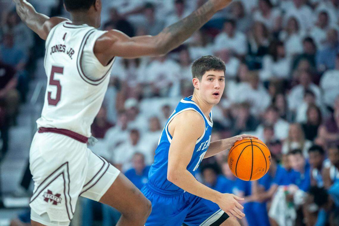 Kentucky guard Reed Sheppard (15) drives the ball past Mississippi State guard Shawn Jones Jr. (5) during Tuesday’s game at Humphrey Coliseum in Starkville, Miss.