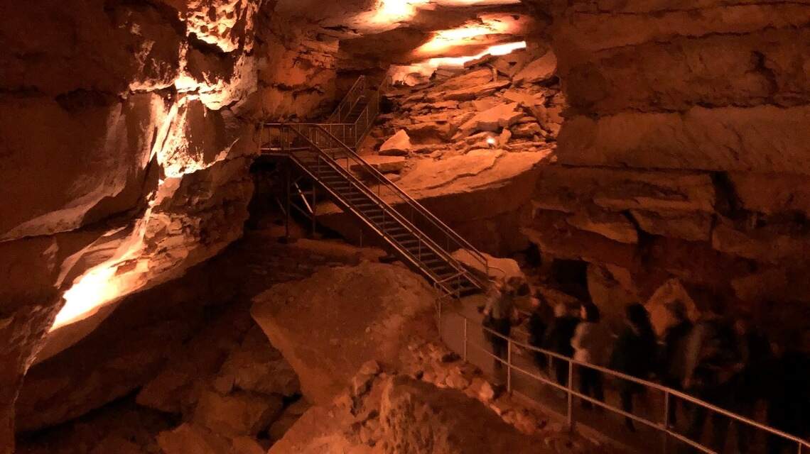 Visitors to Mammoth Cave asked to comment on ‘un-American’ signs. It got rowdy