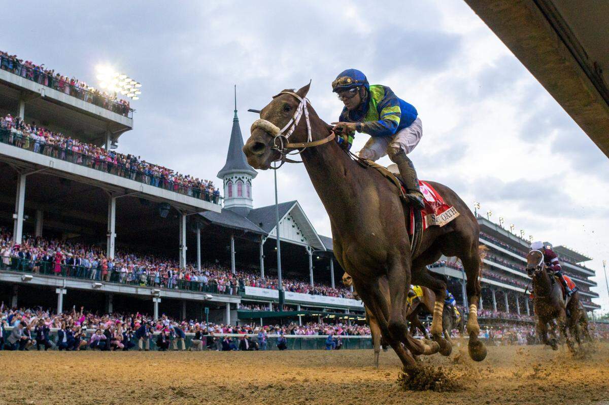 Secret Oath, with Luis Saez up, wins the 148th Kentucky Oaks at Churchill Downs in Louisville on Friday.