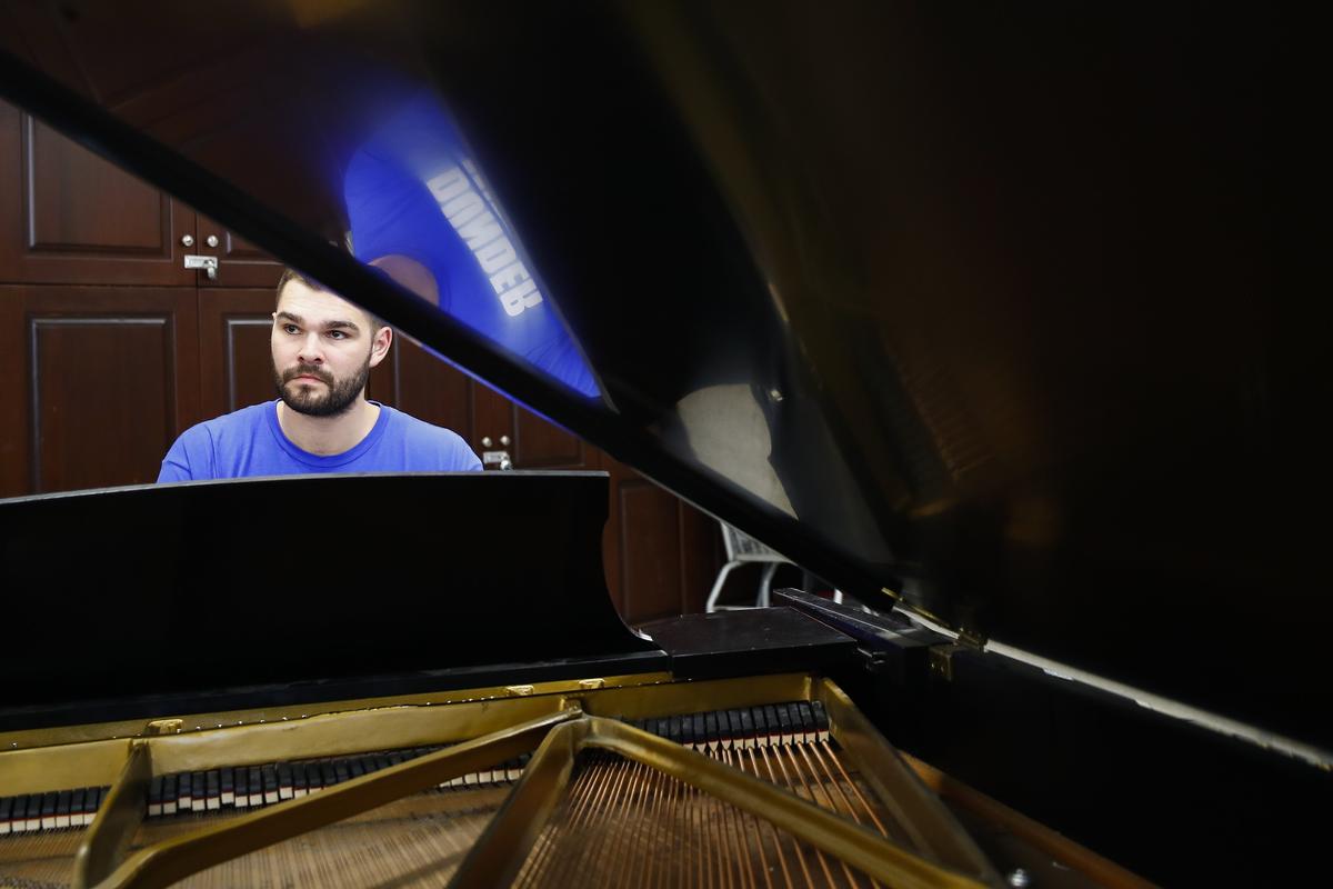 Humphries does not read music. He plays by ear. He said he can hear a song and usually within five minutes be able to play it.