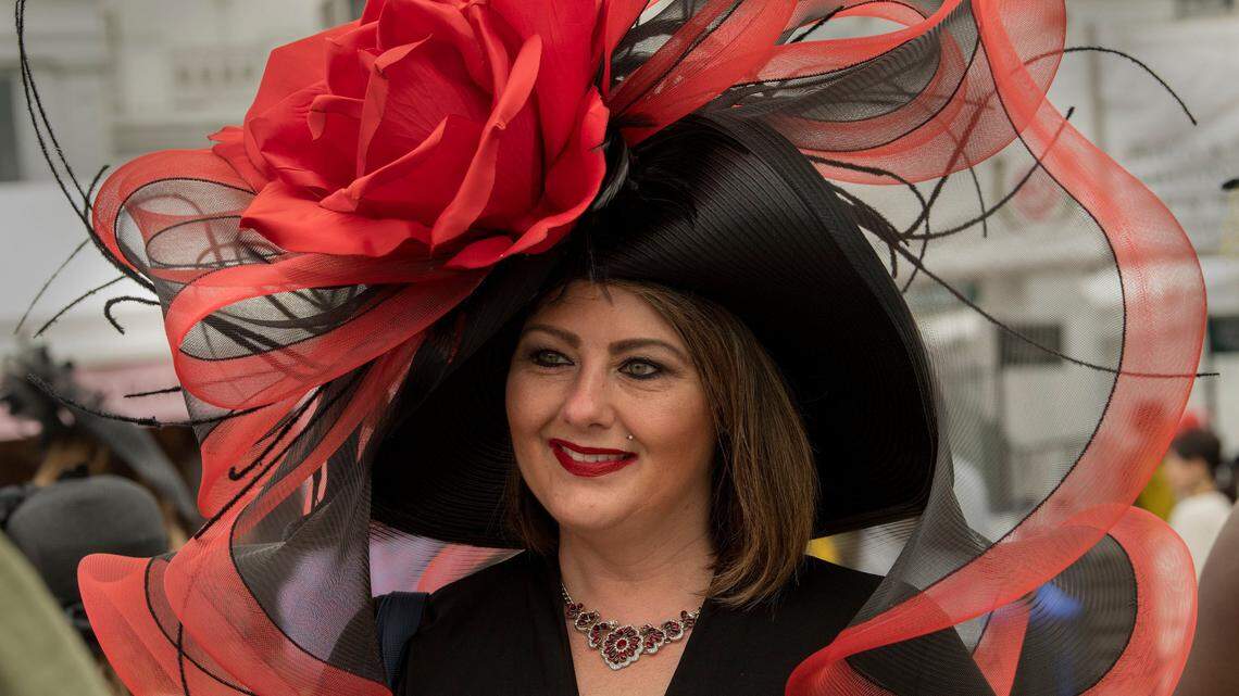 Kentucky Derby 2019 scenes: Hats, fashion, fans