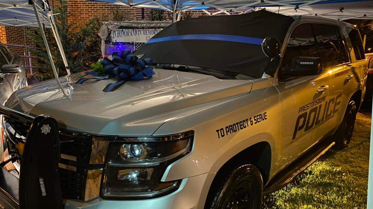 Many are mourning after two Prestonsburg police officers and a Floyd County deputy sheriff were killed in a shooting that also left several others injured Thursday.