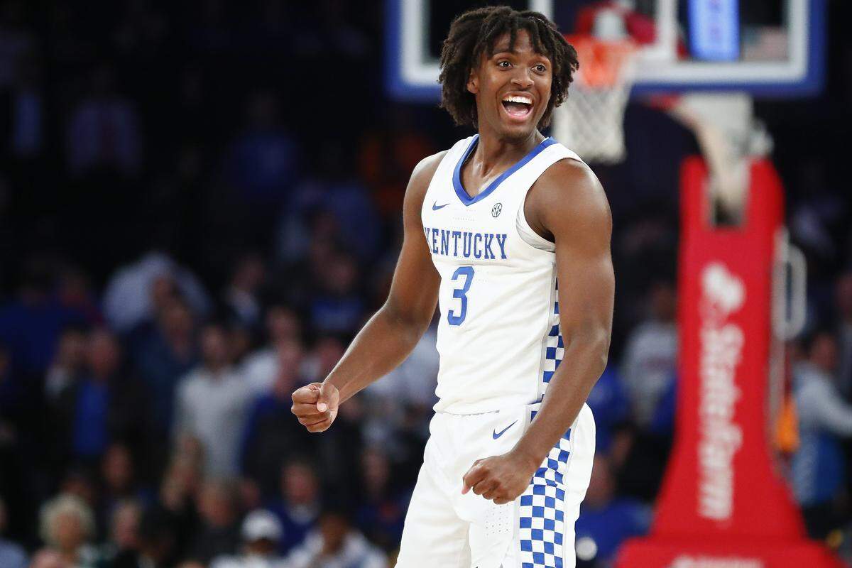 Tyrese Maxey finished his first game as a Wildcat with 26 points, five rebounds, one assist and one steal in 32 minutes off the bench.