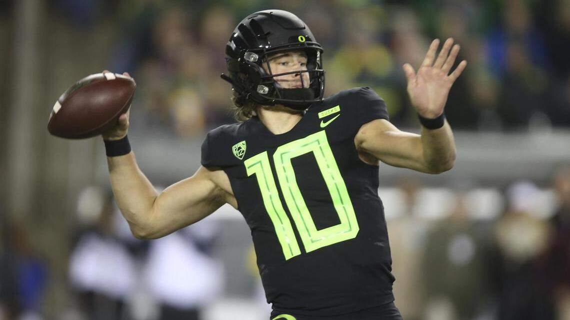 What do Auburn fans need to know about the Ducks? Hear it from an Oregon beat writer