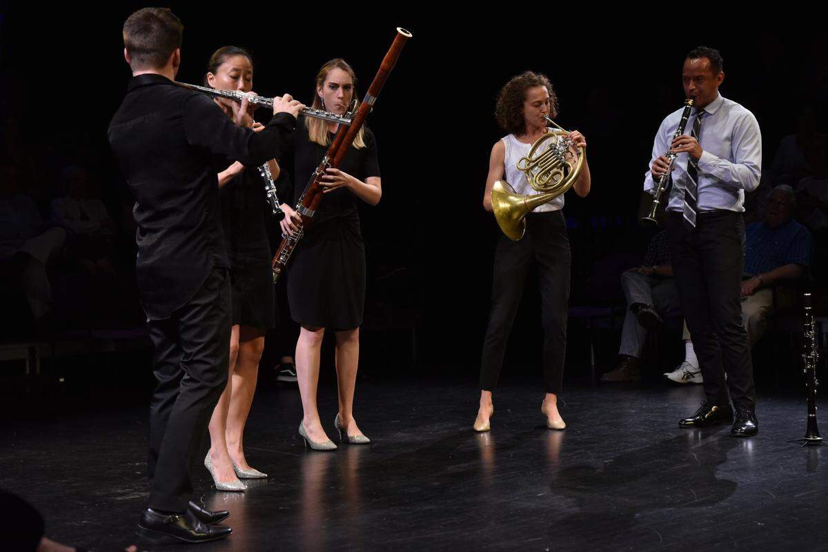 WindSync performs on the first main stage concert of the 2018 Chamber Music Festival of Lexington. WindSync consists of Garrett Hudson, flute; Emily Tsai, oboe; Julian Hernandez, clarinet; Kara LaMoure, bassoon; and Anni Hochhalter, French horn.