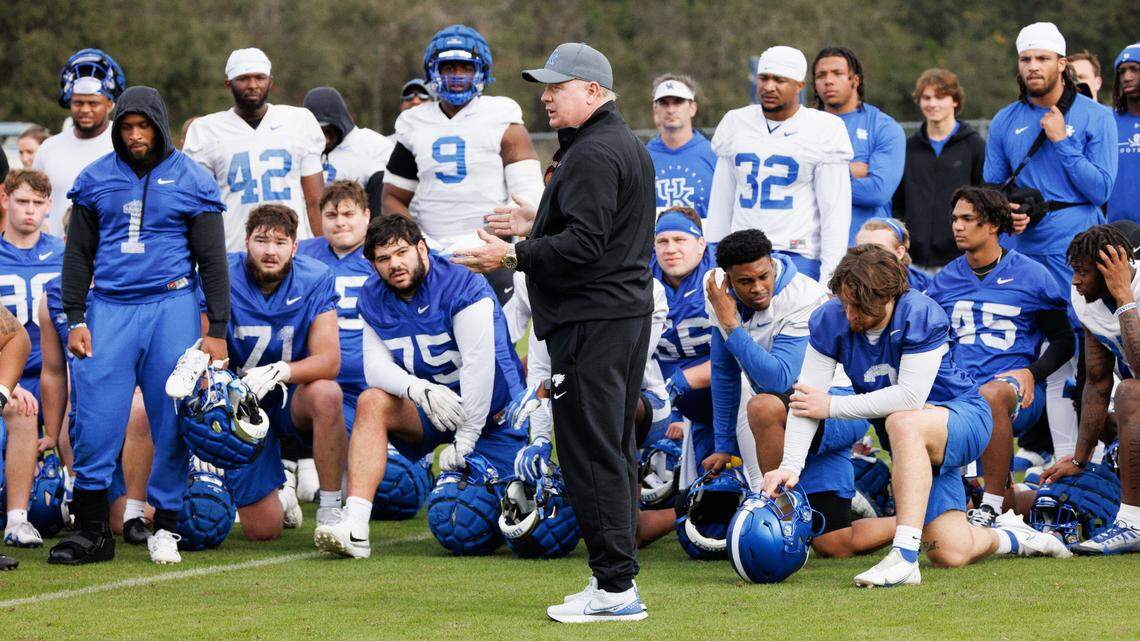 Gator Bowl predictions: Can Kentucky end season with a win over Clemson football?