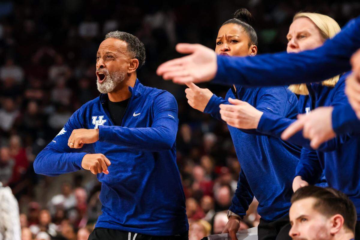 Mar 2, 2025; Columbia, South Carolina, USA; Kentucky Wildcats head coach Kenny Brooks disputes a call against the South Carolina Gamecocks in the first half at Colonial Life Arena. Mandatory Credit: Jeff Blake-Imagn Images