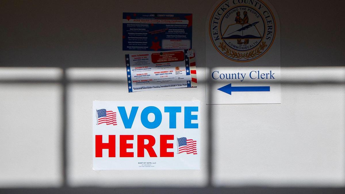 Early voting is held at the Knott County Court House in Hindman, Ky., Thursday, Nov. 2, 2023. Kentucky’s three-day early voting period for the 2024 primaries begins Thursday, May 16 and runs through Saturday, May 18.