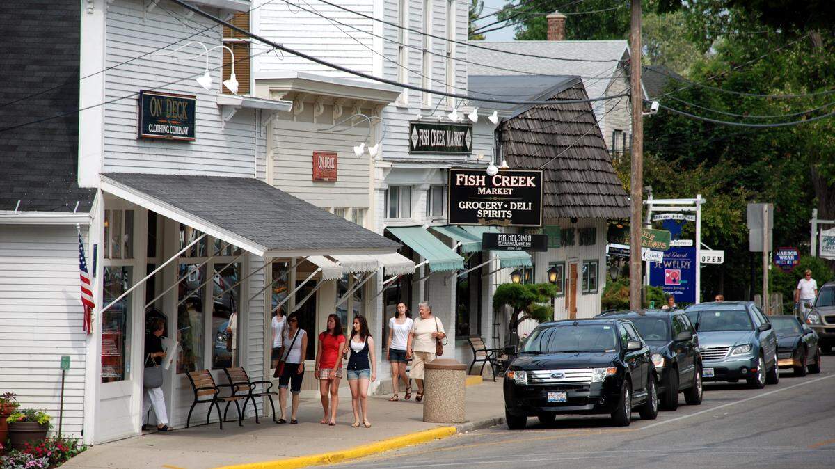 Fish Creek is widely considered the heart of Door County. One of its restaurants is The Cookery, which is  renowned for its whitefish chowder. In Ephraim, the Old Post Office restaurant is known for its fish boil. 