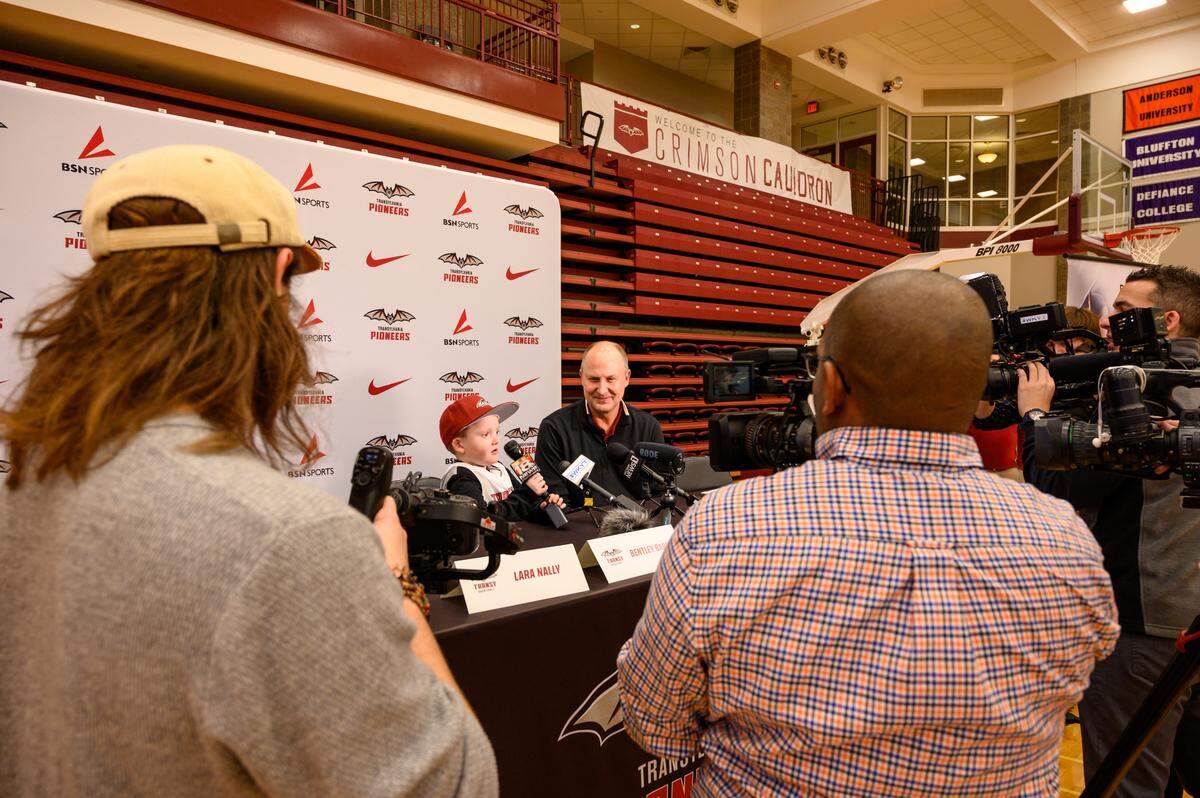 Transylvania’s newest basketball “recruit,” Bentley Barber, signed with the team last Monday. He was matched with the Pioneers by Team Impact, a national organization that connects children battling serious or chronic illnesses with college athletic teams.