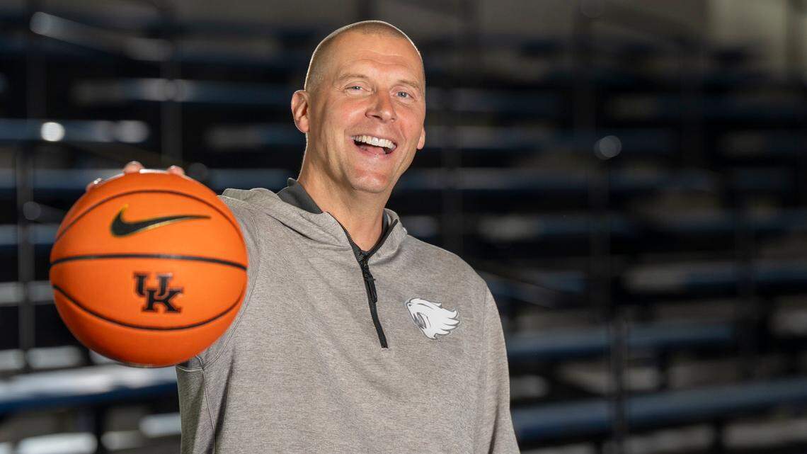 Mark Pope and the Kentucky Wildcats are viewed as an NCAA Tournament team with possible Final Four upside by some college basketball analysts.