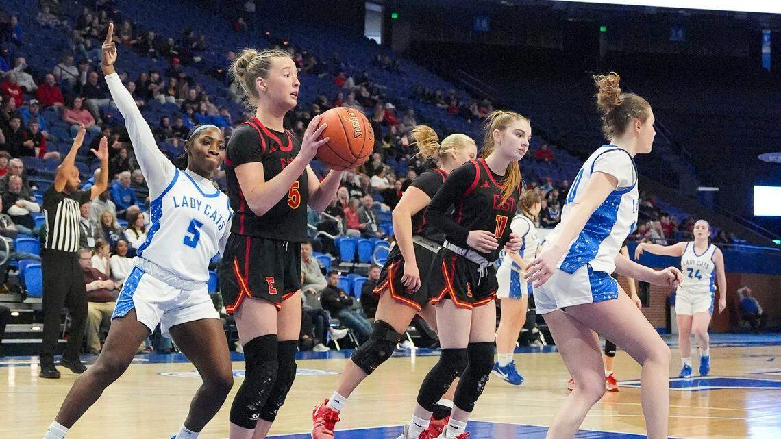 ‘She can really shoot it.’ Franklin-Simpson fires its way to state quarterfinals