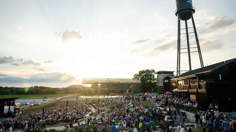 How this Kentucky distillery brought in some big concert names to its small venue