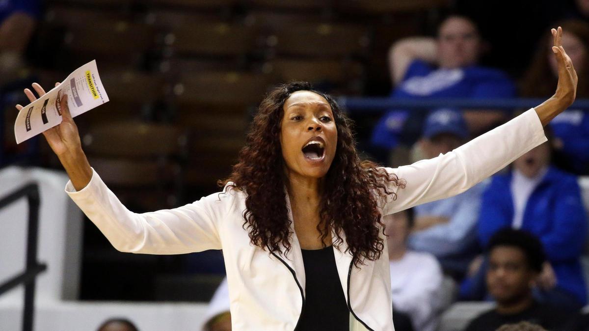 Out of 350 teams playing NCAA Division I women’s basketball, Coach Krya Elzy’s Kentucky Wildcats stand No. 326 in three-point percentage. UK is hitting 24.06 of its three-point tries so far in 2022-23.