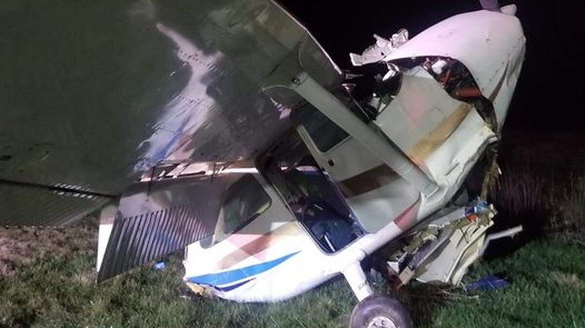 The three passengers aboard this plane were able to escape safely after a crash at the Cynthiana-Harrison County Airport Thursday, according to reports.
